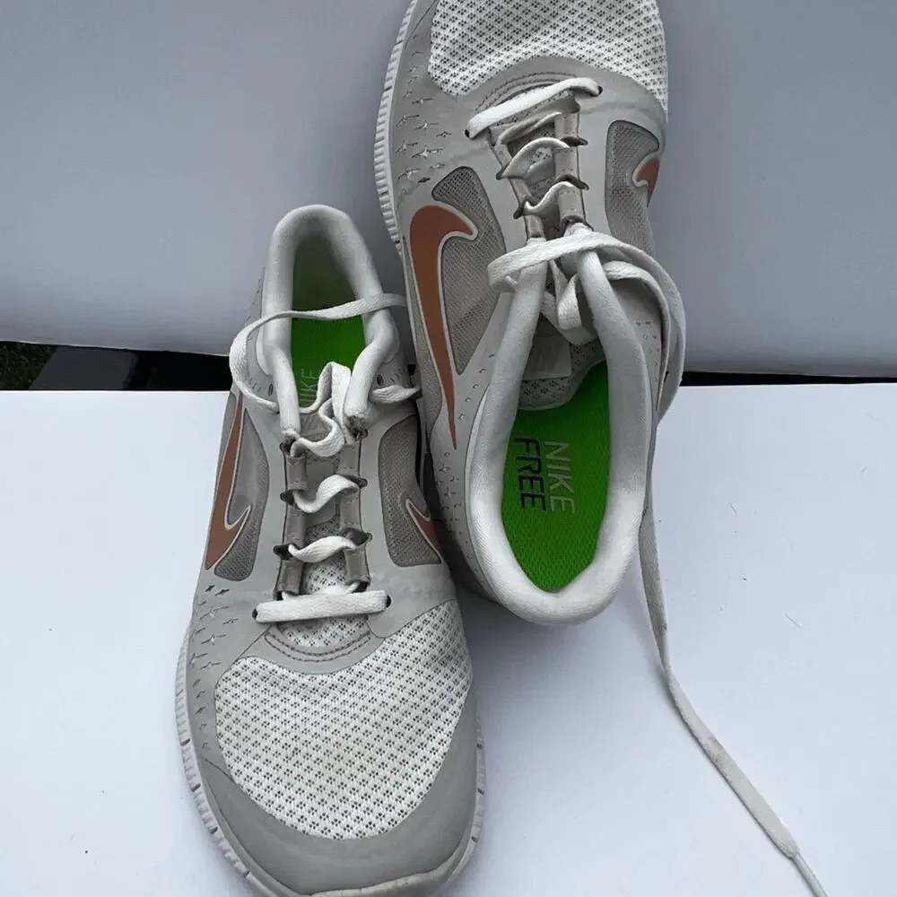 Nike Free White Rose Nike logo., Women's sneakers Women's size 8